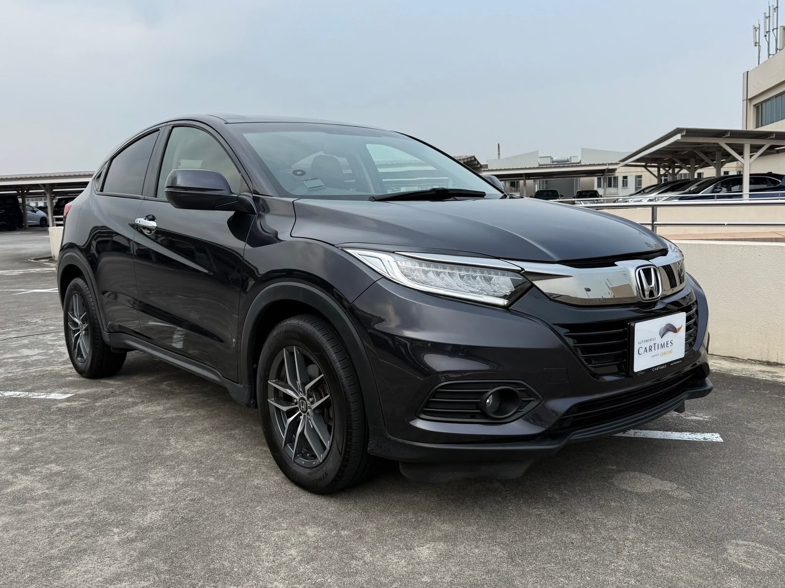 Used Honda Vezel 1.5 X for sale in Singapore